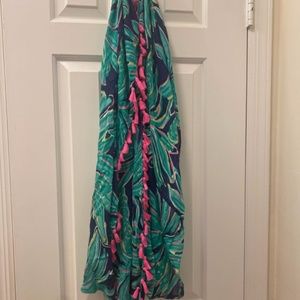 Lily Pulitzer scarf tropical print with pink tassels (like new)